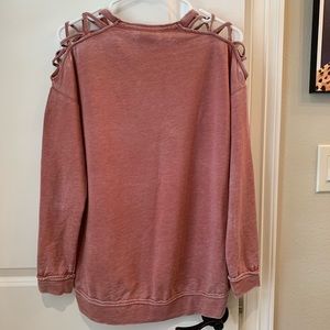 Knox Rose Cold Shoulder Mauve Distressed Sweatshirt Size Small